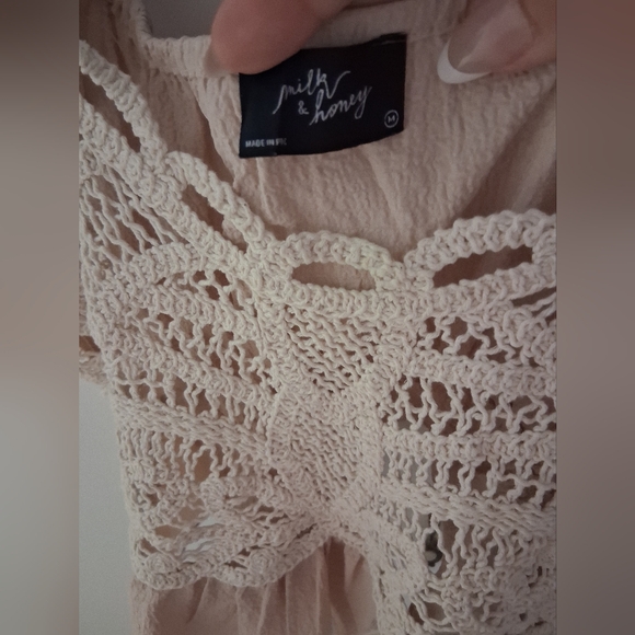 Cute Macrame Ruffle Top - Cream - Picture 2 of 3